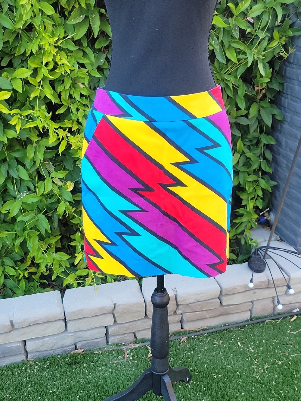 Loudmouth Multicolor Zigzag Pattern Golf Skirt/Skort Sz 6